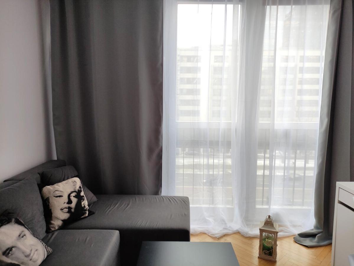 Apartament Rondo Onz Варшава Экстерьер фото